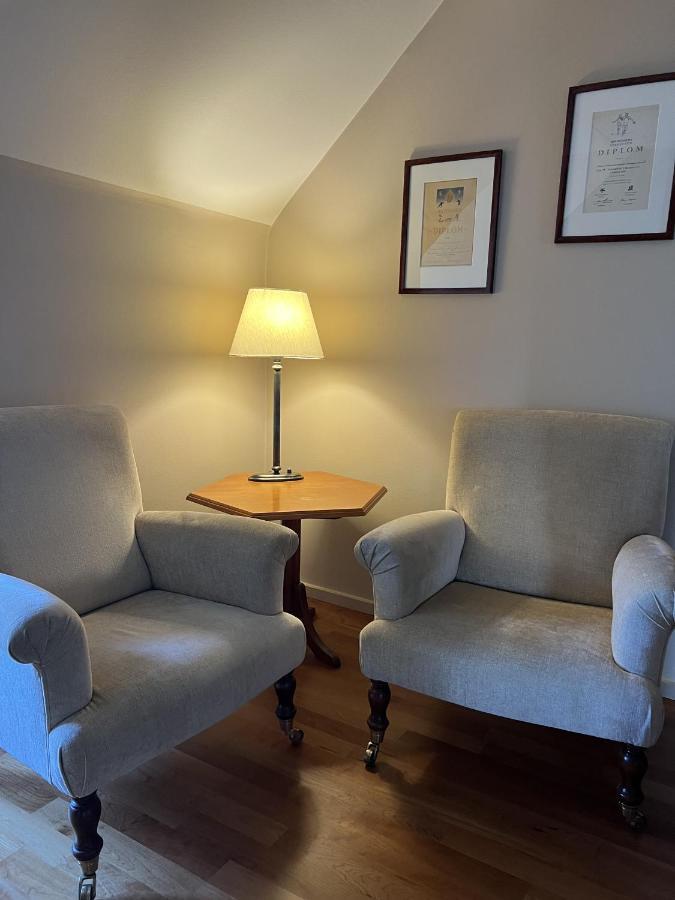Ovre Sem Gard Hotel Asker Eksteriør billede