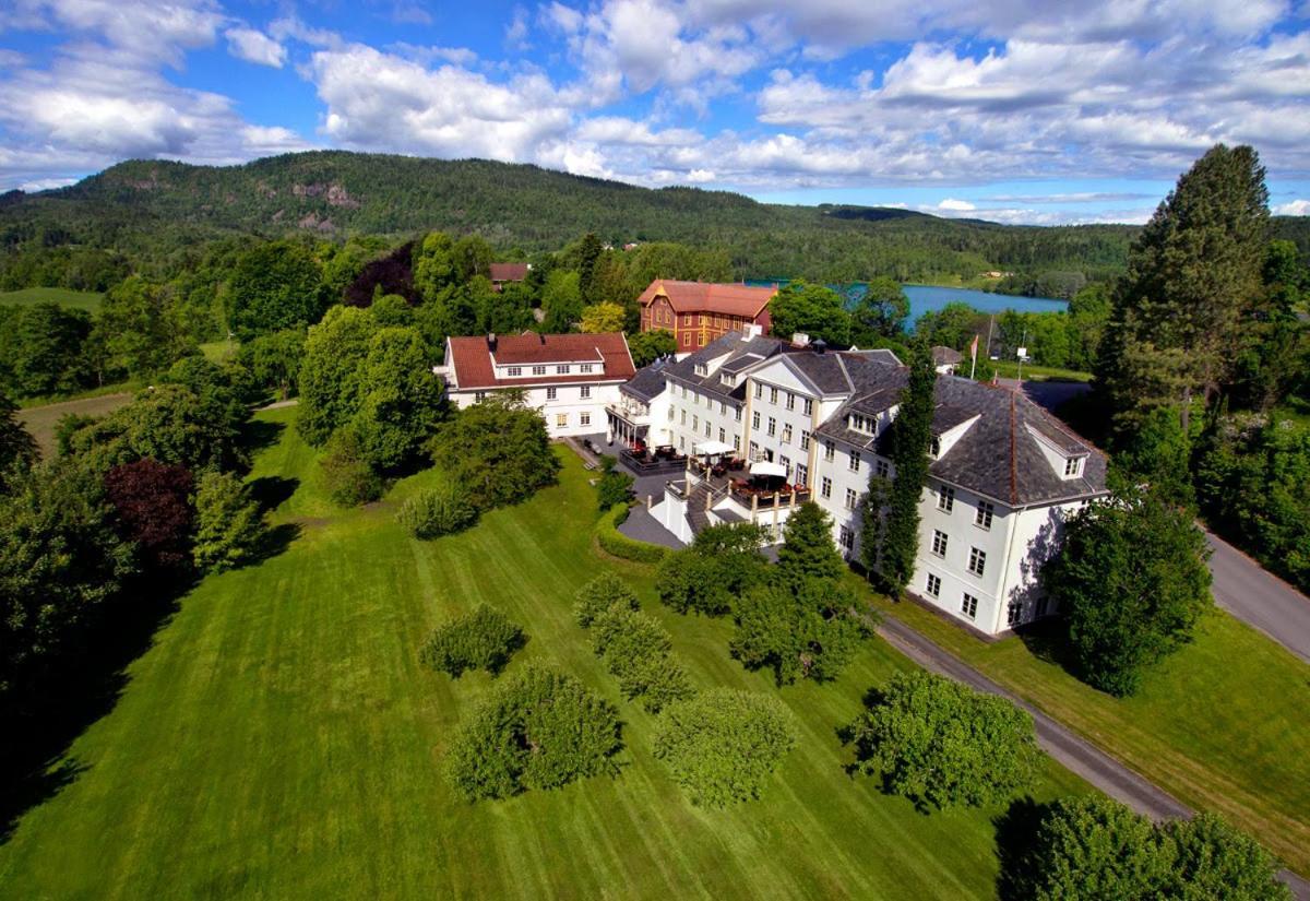 Ovre Sem Gard Hotel Asker Eksteriør billede